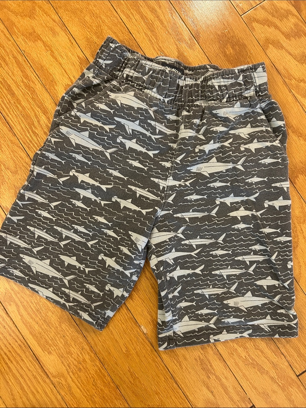 OshKosh B'gosh Gray & Light Gray Shark-Print Shorts